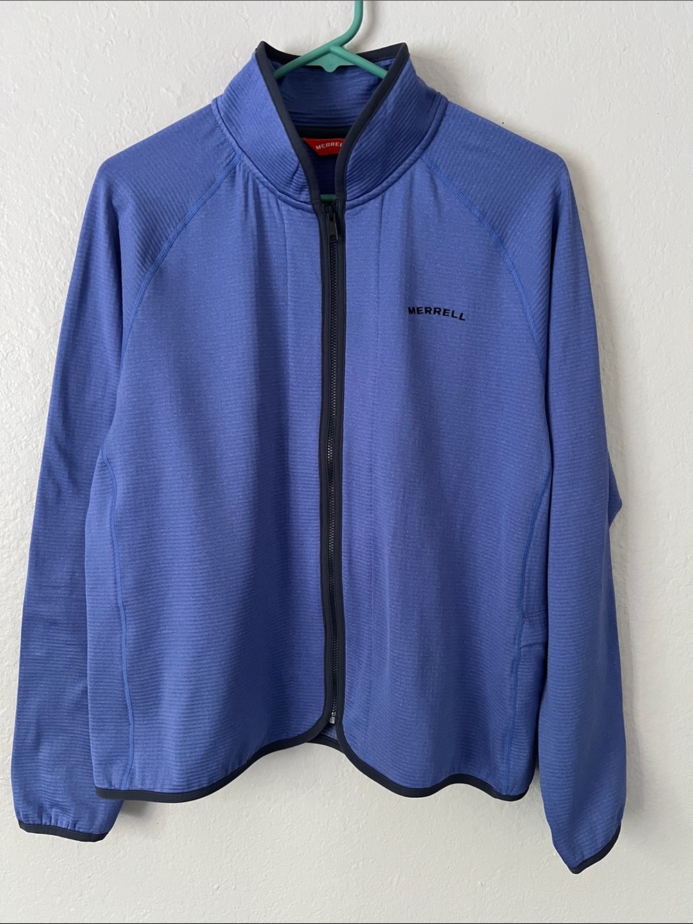 Like New! MERRELL Full Zip Up Long Sleeve Jacket in Size L/G
